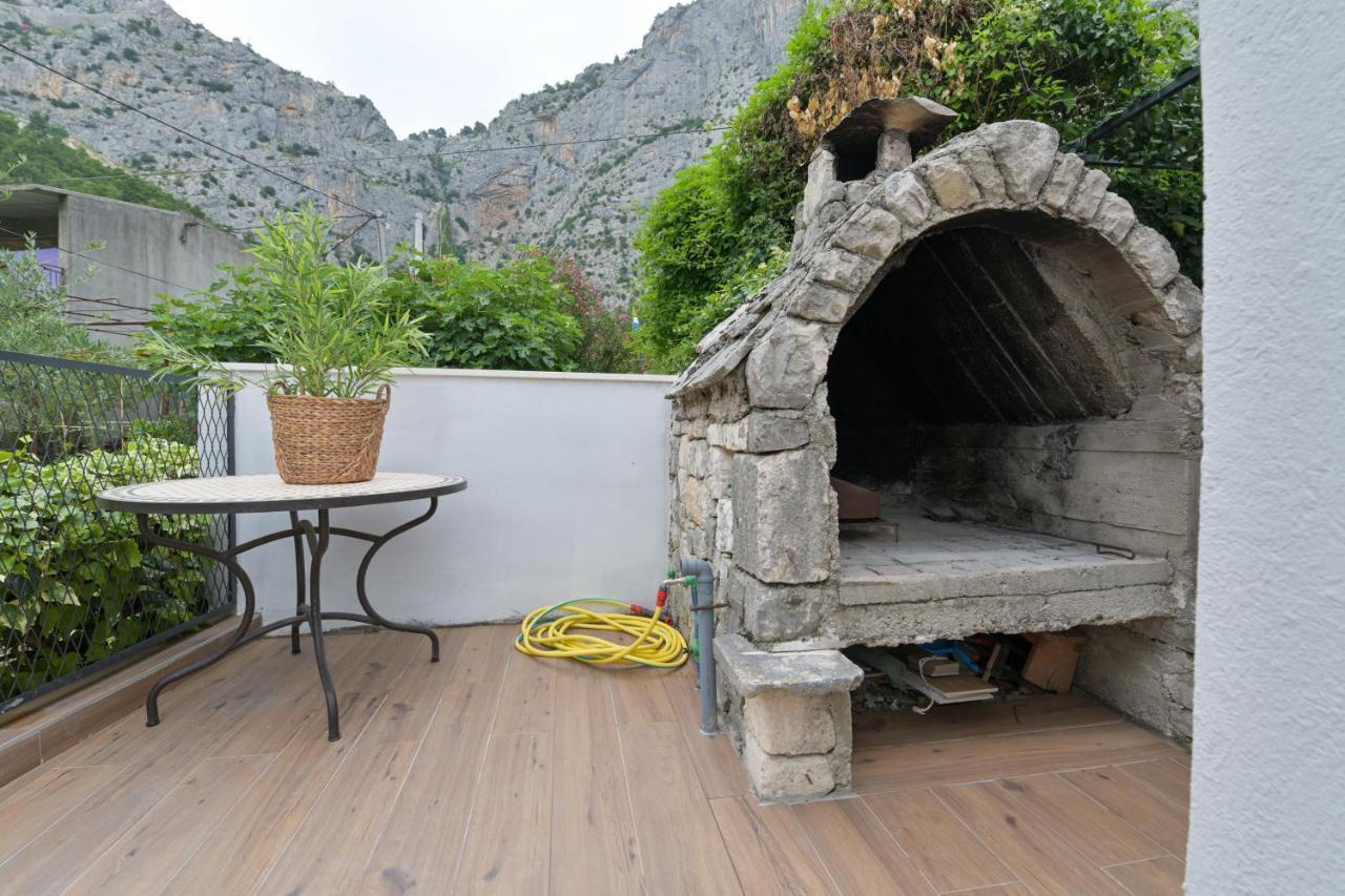 Holiday Home Greystone Омиш Экстерьер фото